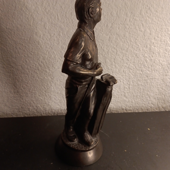 GORGEOUS NEW Austin Sculpture 9" Bronzed Golfer Figurine. - Picture 4 of 7